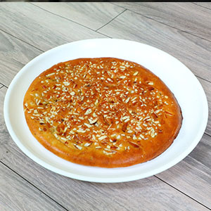 Baqarkhani ( Sheer Maal almonds)